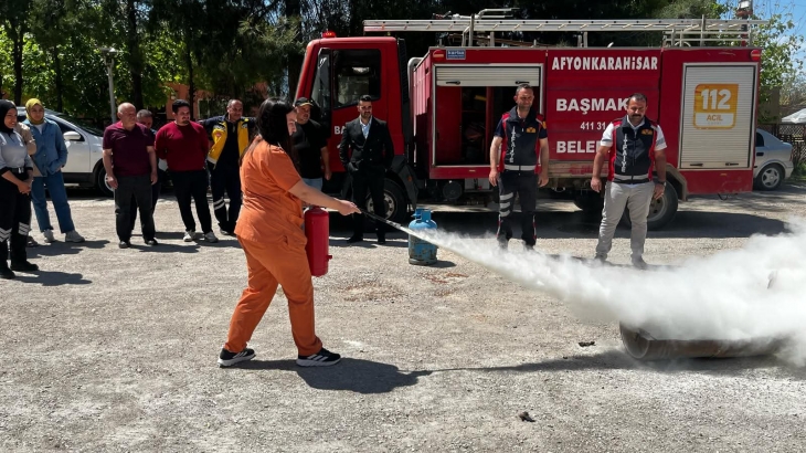 Belediye Personeline İtfaiye Eğitimi